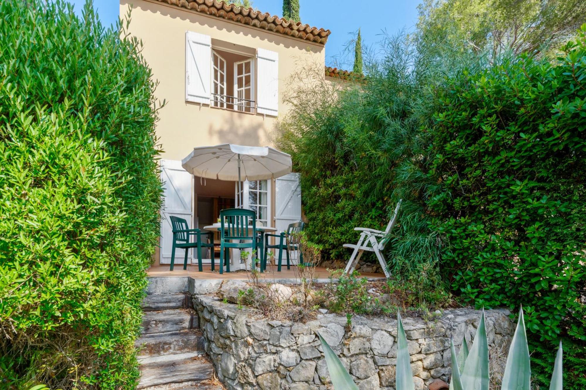 Residence Partenaire Le Domaine De Garlande Cavalaire-sur-Mer Exterior photo