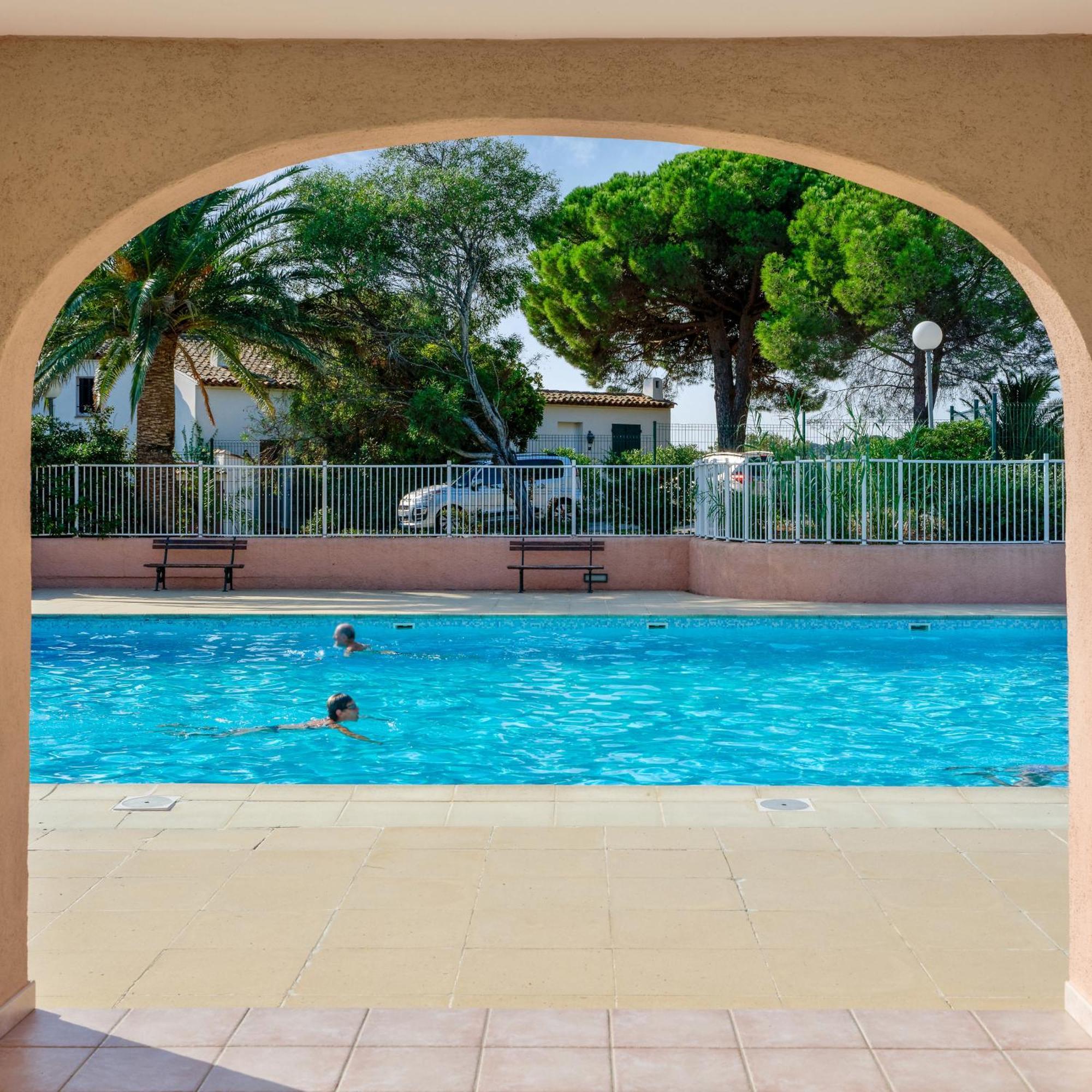Residence Partenaire Le Domaine De Garlande Cavalaire-sur-Mer Exterior photo